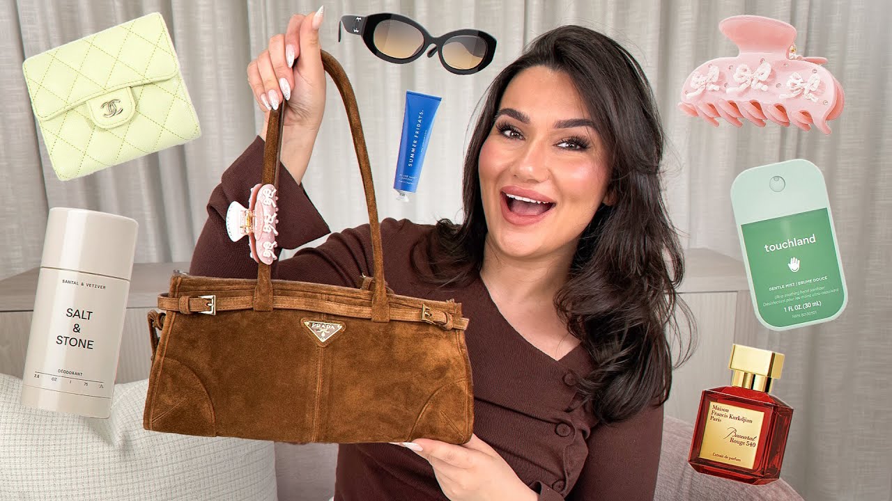 What's In My Bag // Ce qu'il y a dans mon sac à main