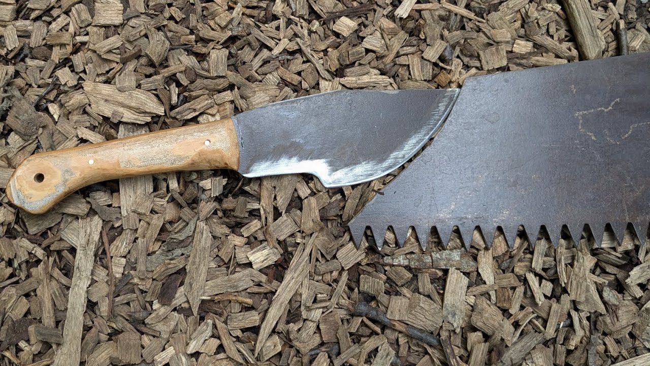 DIY Knife from a vintage handsaw
