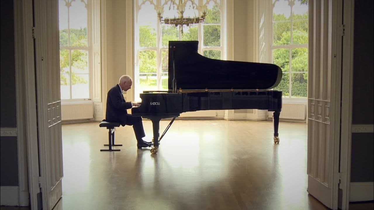Scott Joplin - Maple Leaf Rag performed by Phillip Dyson