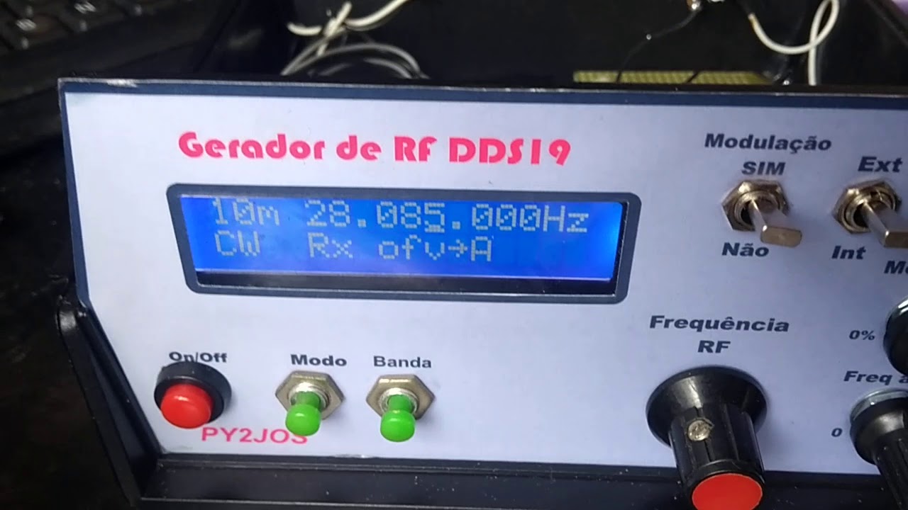 Teste do meu gerador de RF com modula&ccedil;&atilde;o interna e externa