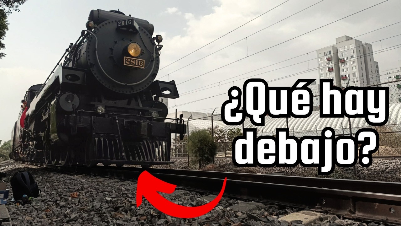 Asi se ve debajo de la Emperatriz y su tren en movimiento. CP 2816 Empress en México.