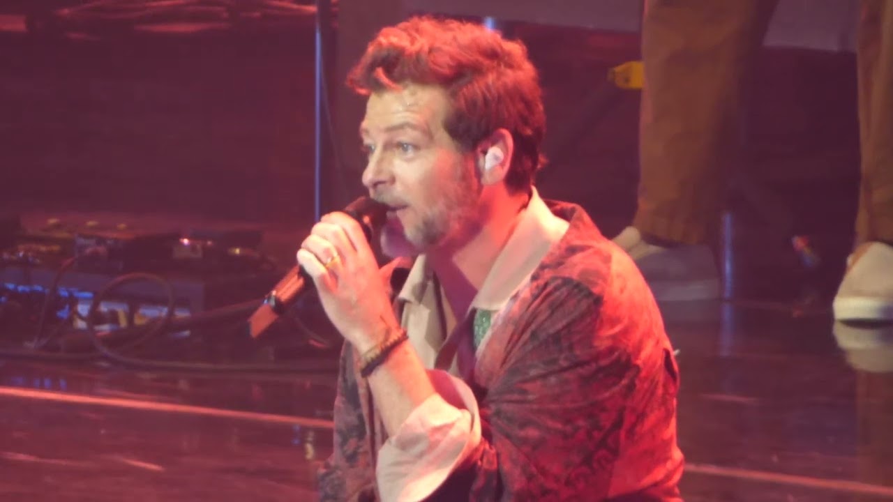Christophe Maé - Pays des Merveilles - Zénith de Lille - 18 novembre 23