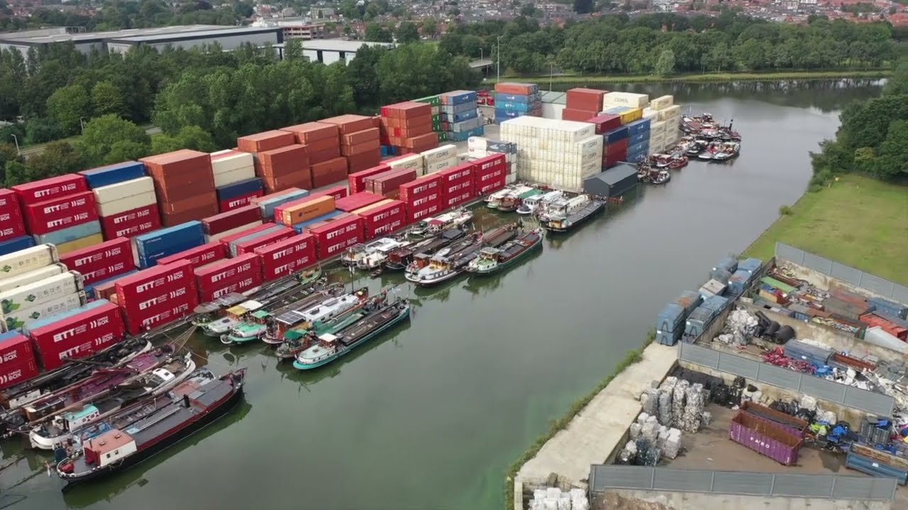 100 jaar Piushaven  Tilburg - schepen in de Lovensehaven