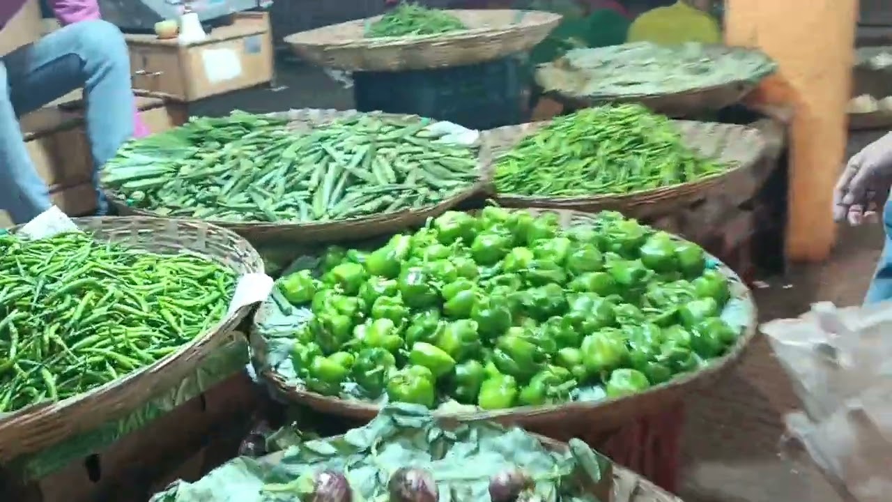 Pimpri Sabji Mandi ka Anokha Drishya || पिंपरी सब्जी मंडी का एक अनोखा दृश्य