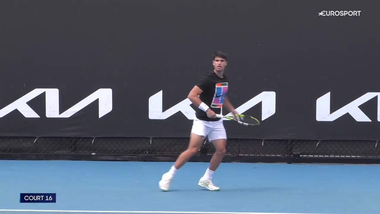 Carlos Alcaraz on-court practice pre 2nd round match vs Sonego - AO2024