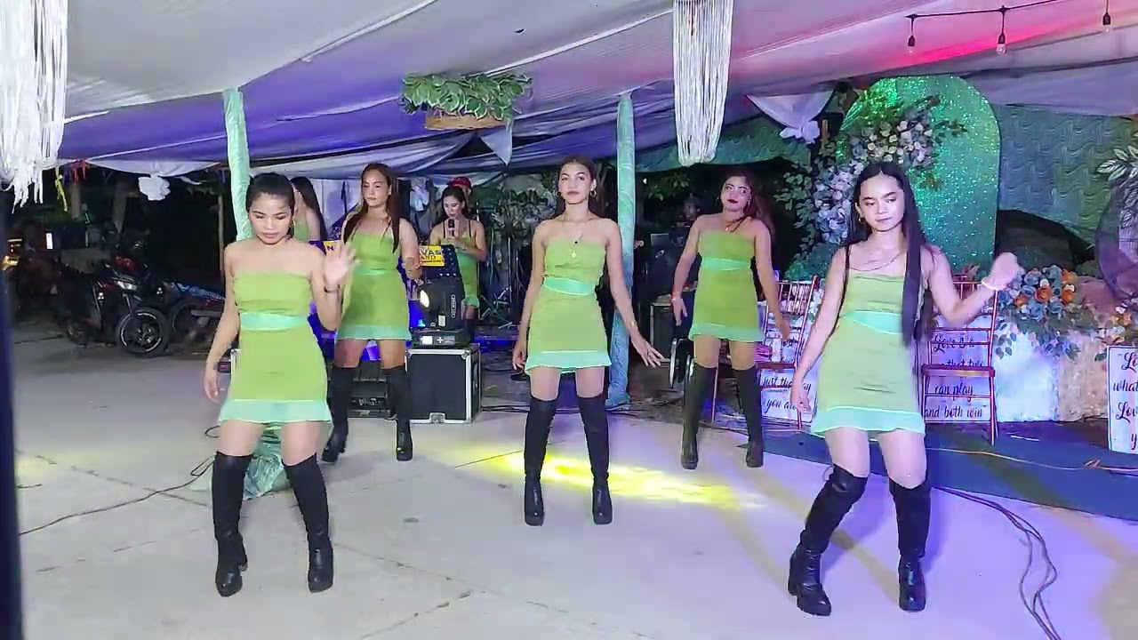 Masakit sa first time cover Cyntia CTJ NAVAS BAND #09168442301