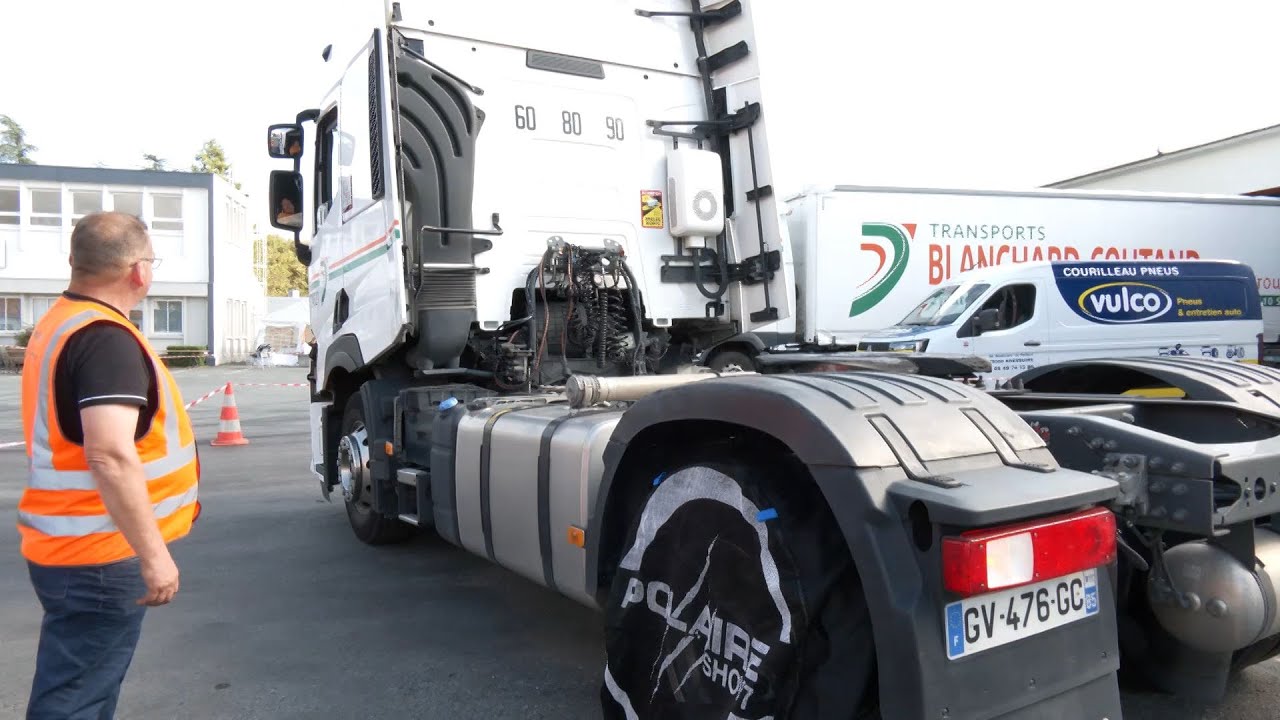 Écoconduite, hygiène, sécurité : un rappel annuel pour les chauffeurs de poids lourds