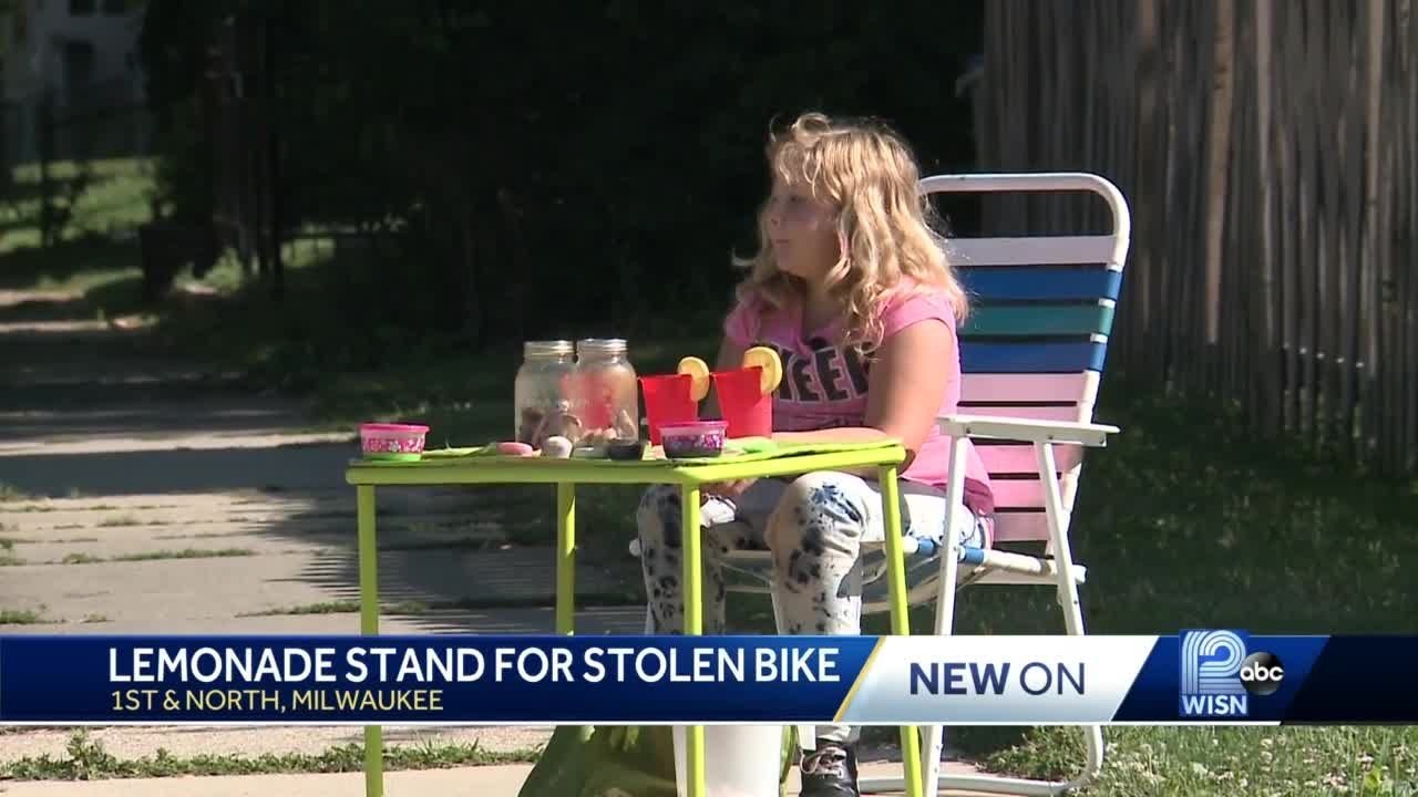 10-year-old sells lemonade to help replace mom's stolen bike