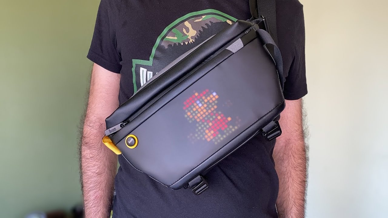 Una bolsa divertida: Divoom Pixoo Slinbag