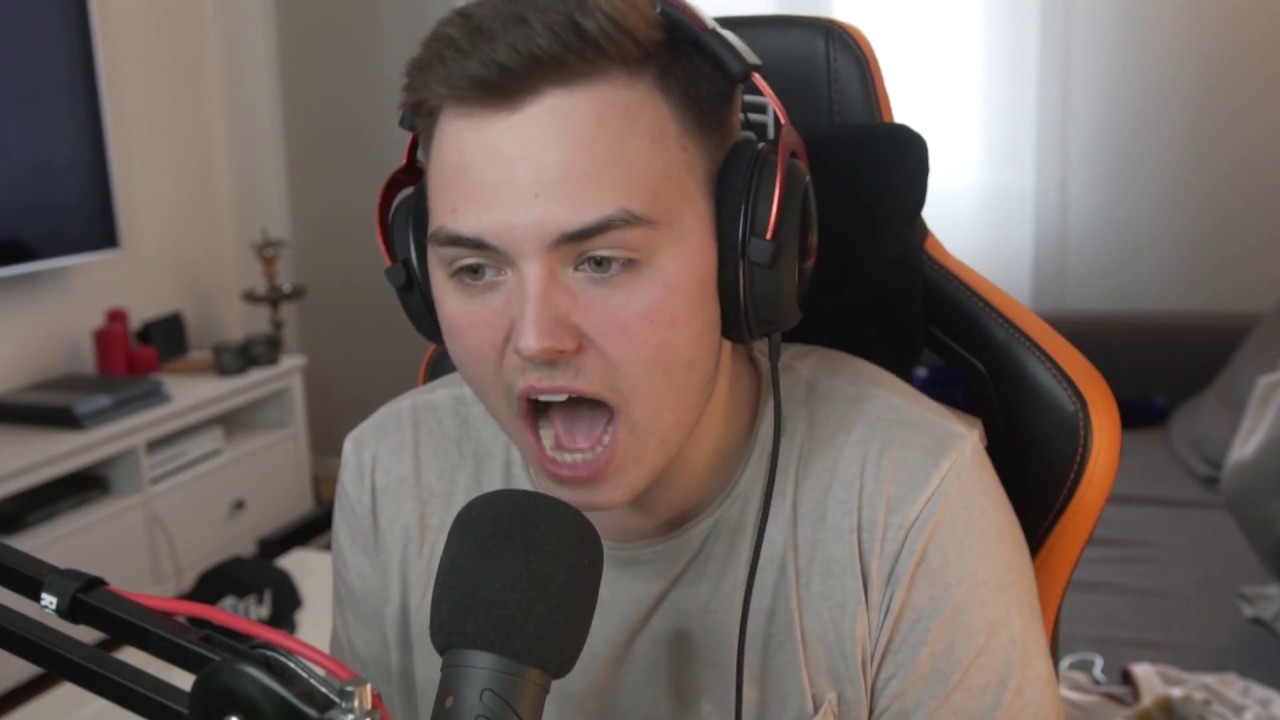 FIFA 18:  F8TAL REUS RAGE BATTLESHIP WAGER ESKALATION  vs Tisi Schubech🔥⚡