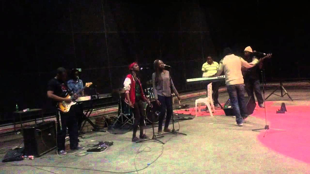 Gravitti reggae Hands up