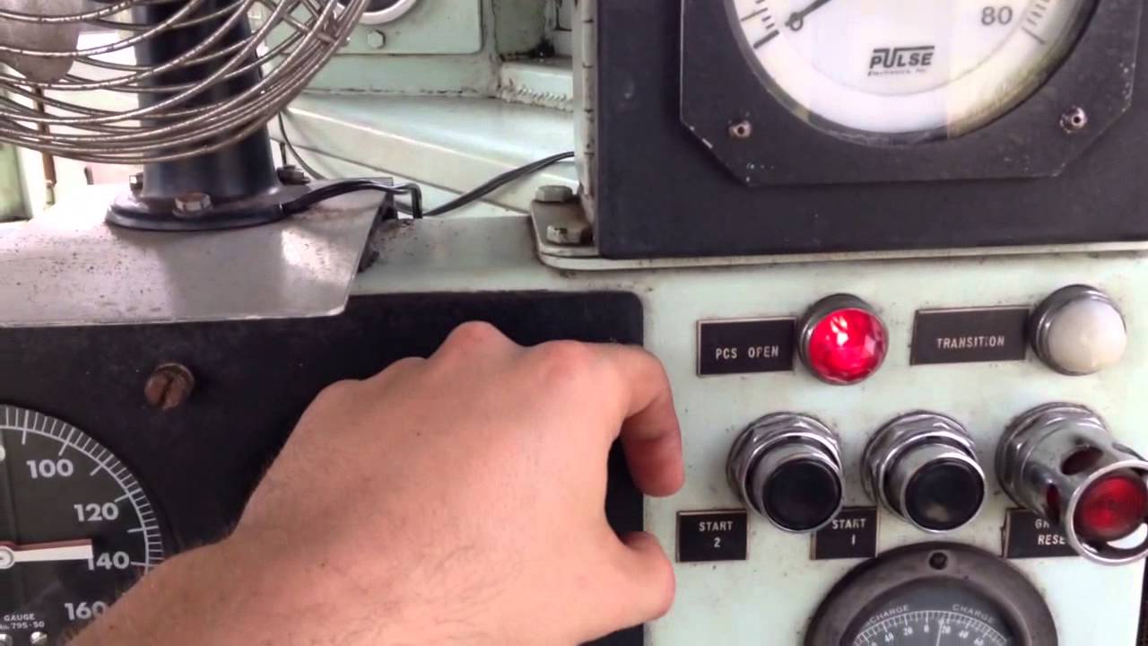 Starting a G.E. 44 Ton Switcher (Ex. U.S. Navy)