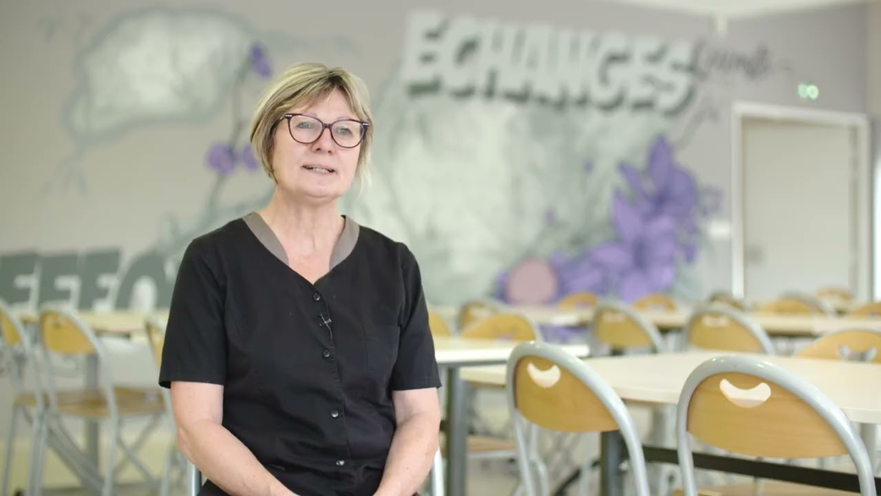 Nadine, Cuisinière au collège de Chaussin