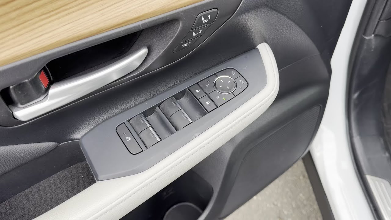 Used 2025 Toyota Grand Highlander Limited 5TDAAAB59SS077305 Huntington Station, Melville, Commack