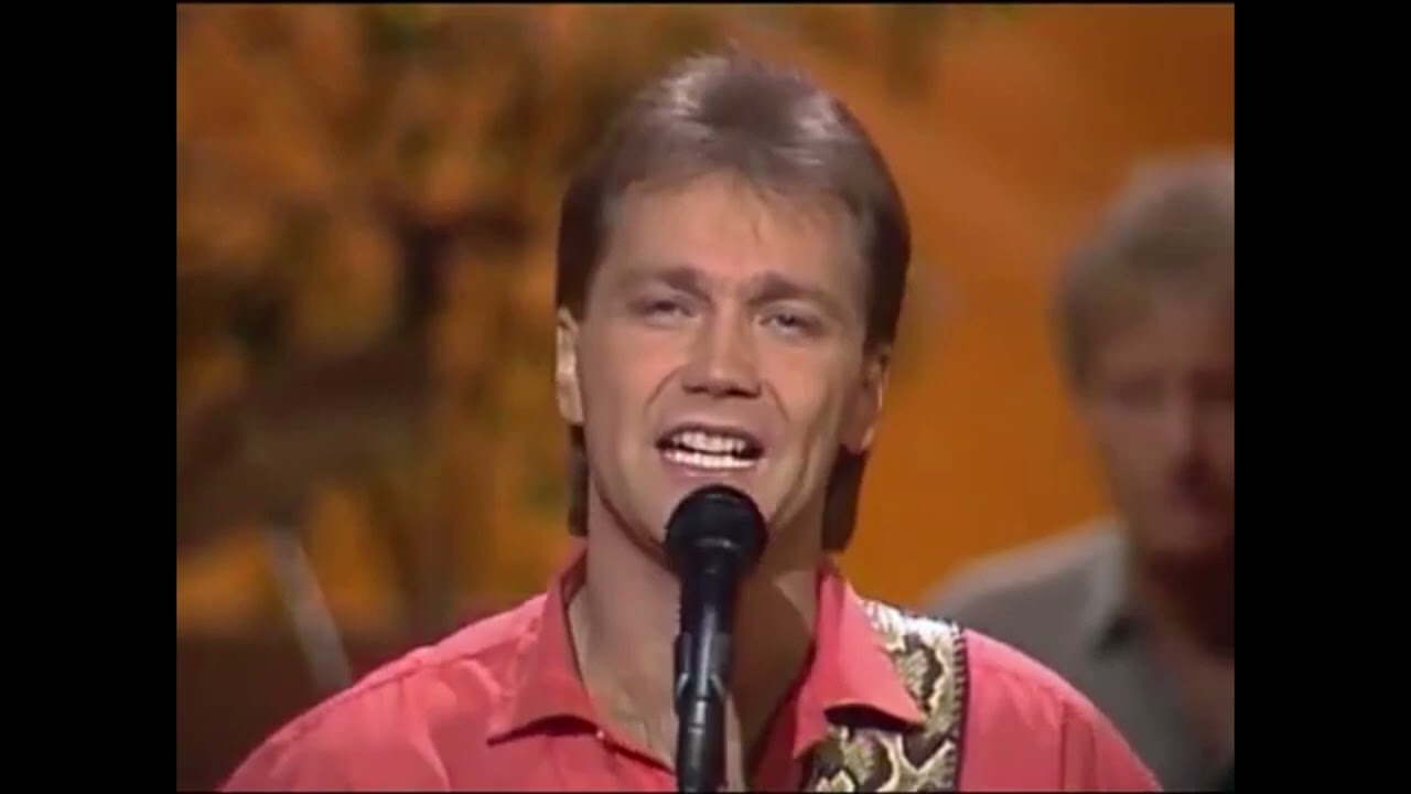 Steve Wariner   
