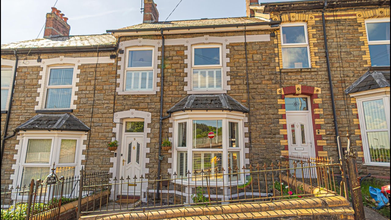 5 Victoria Road