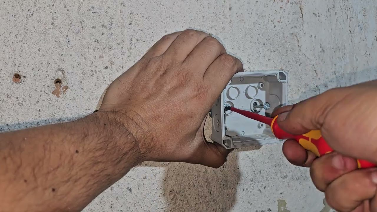 Cel mai tare sigilant -Celo Stick FX,[Paratrasnet,Doze exterioare,treceri de tot felul,tabla]