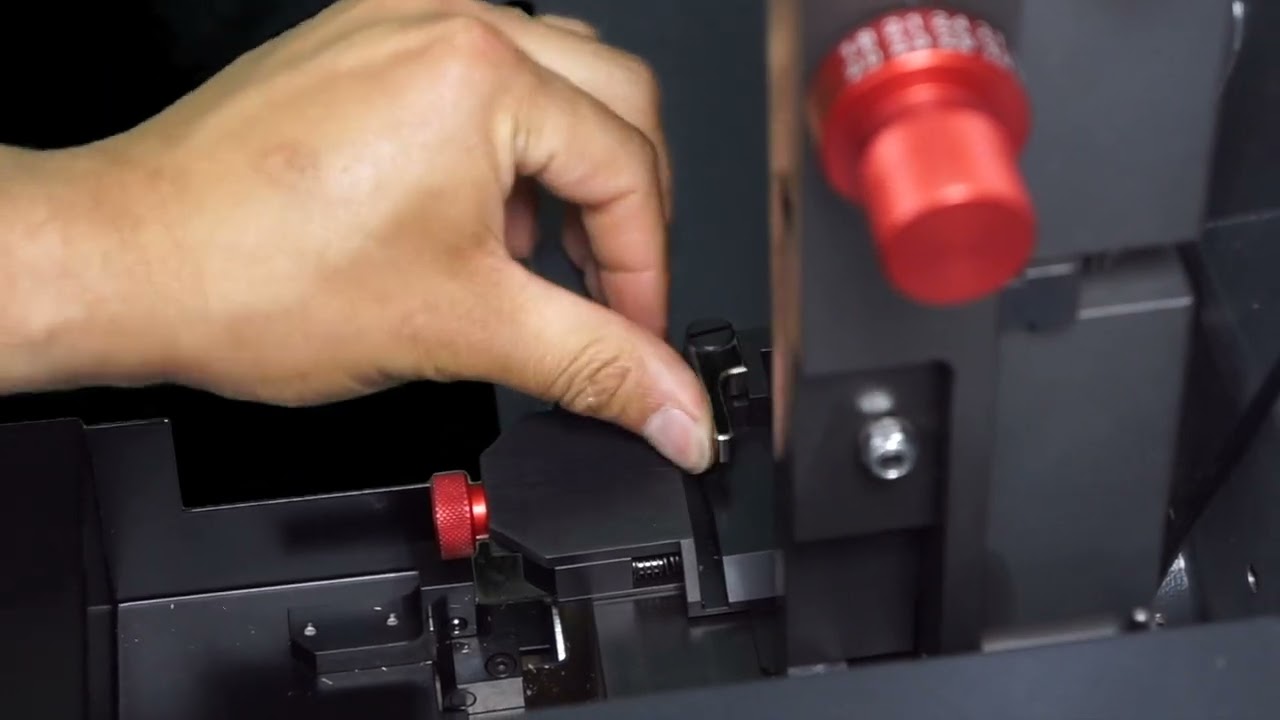 F900 and F800 Series Key Cutting Machines