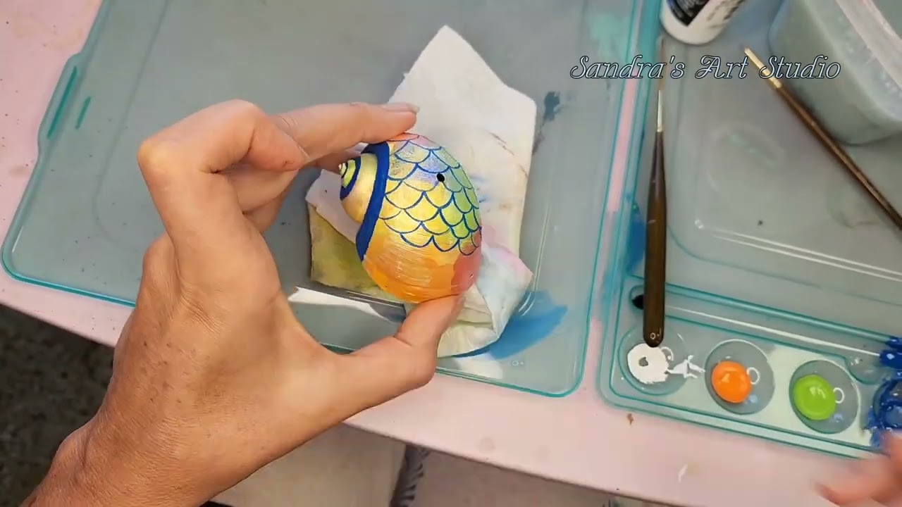 Painting a Snail Shell