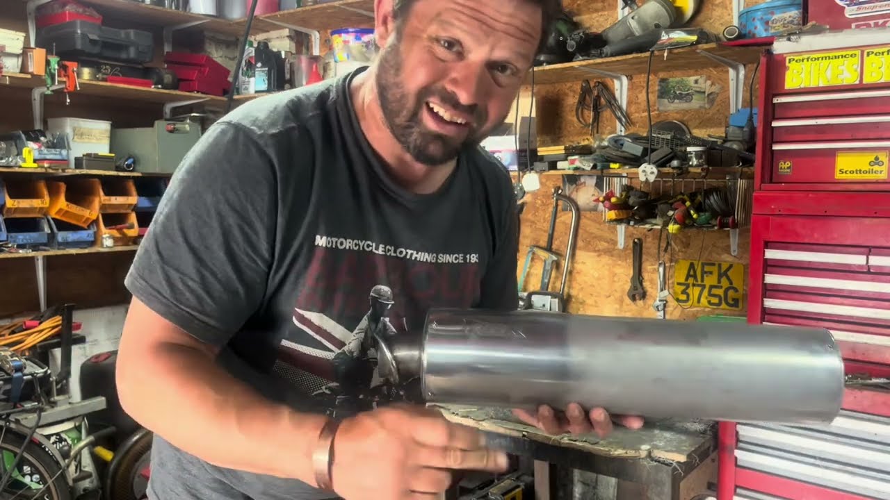 Part 6/7 Suzuki Bandit 1200 motorcycle restoration