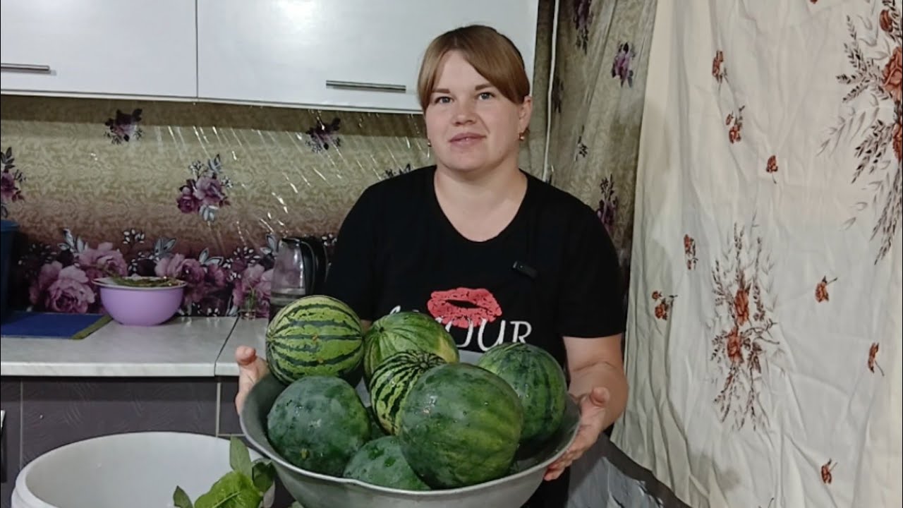 Квасимо  кавуни на зиму,рецепт від свекрухи . Та трохи розмов під вечір 