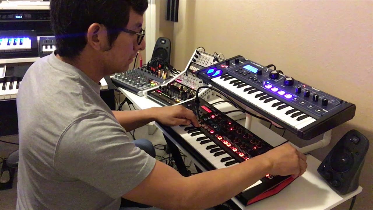 Roland JD-Xi - Creating a Song - Music by: Josué Miguel