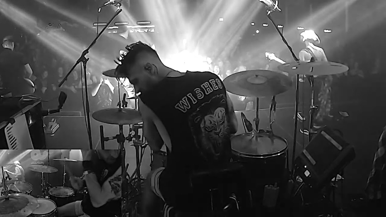 Hámori Dávid - FISH! - KOCKÁSINGES LÁNYOK (live)