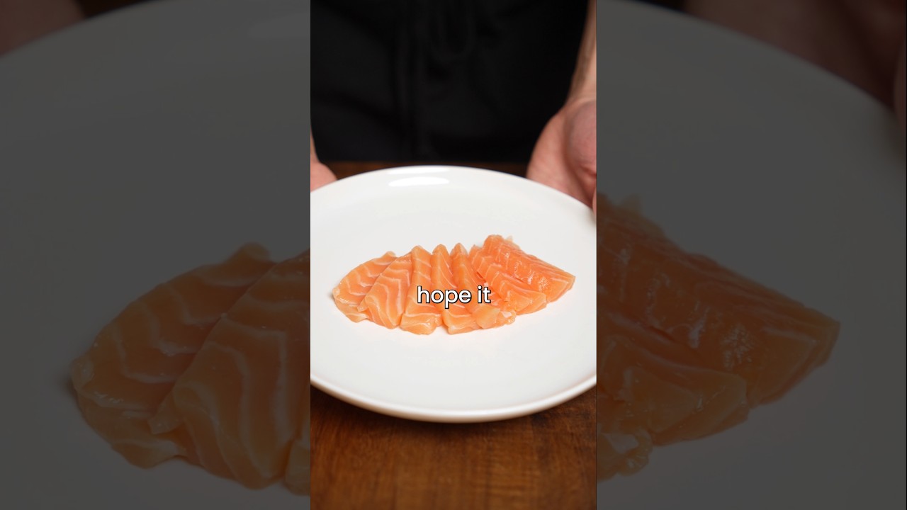 Пробую приготовить сашими из лосося из Costco @photogami #шорты