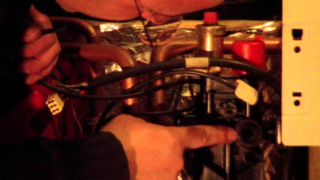 Reparar caldera: Video jsm tutorial, sustitucion intercambiador en caldera Gavina de gasoil