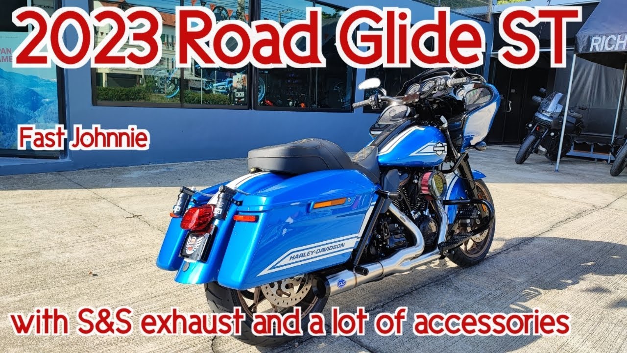 Road Glide ST 2023 with S&S exhaust and a lot of accessories Walkaround Close up details + Rev