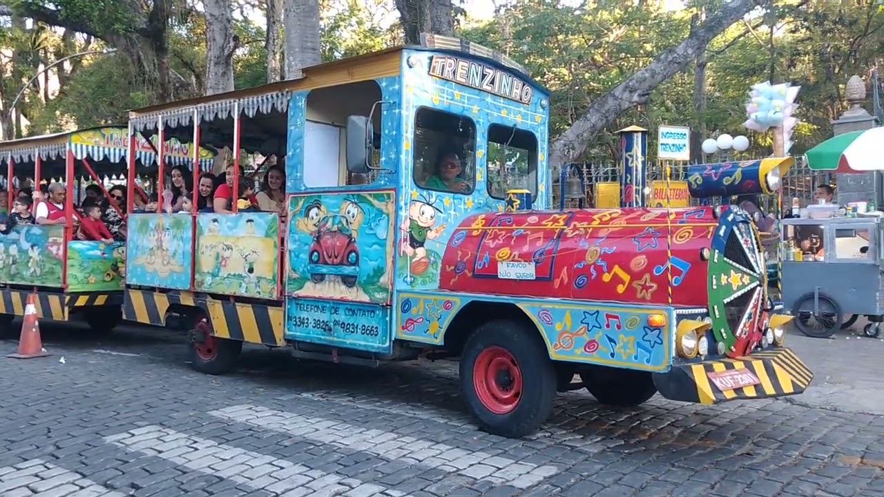 Passeio de trenzinho com a mamãe - Festa da Glória
