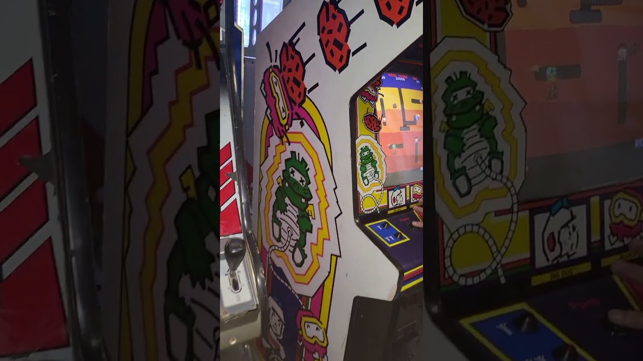 Dig Dug CRT Arcade in the BidderBros.com Online Arcade Auction Ending 12/4/23