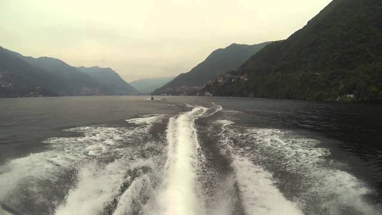 In gommone  lago Como