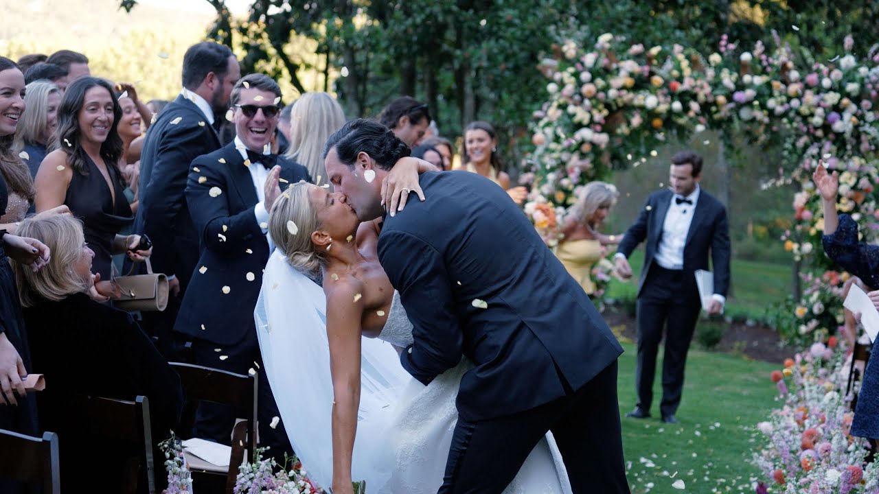 Perfect October day for a wedding at Happy Valley Farms | Victoria + Tyler
