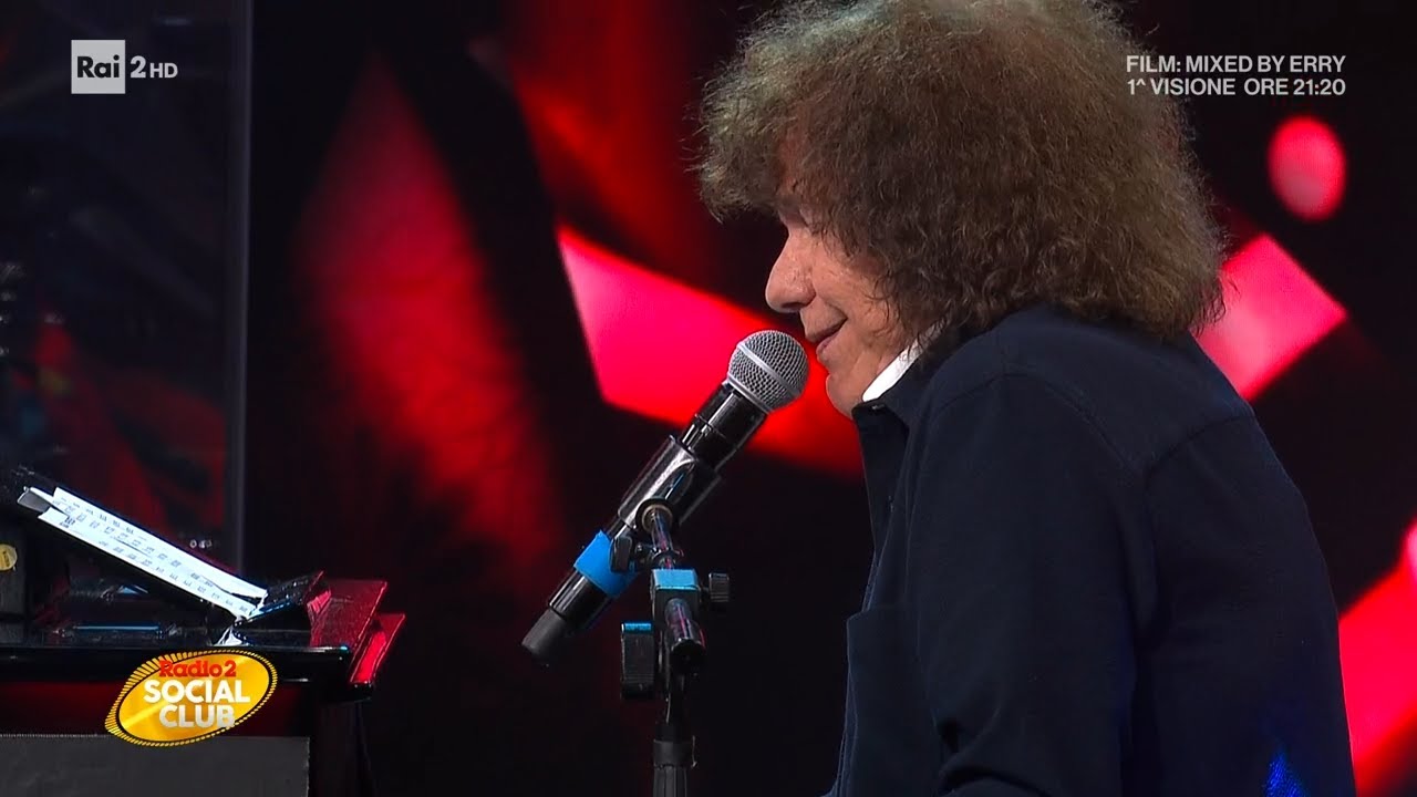 Riccardo Cocciante canta "Era già tutto previsto" - Radio2 Social Club 09/05/2025