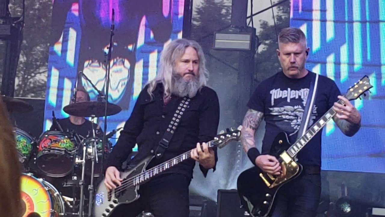 Mastodon 