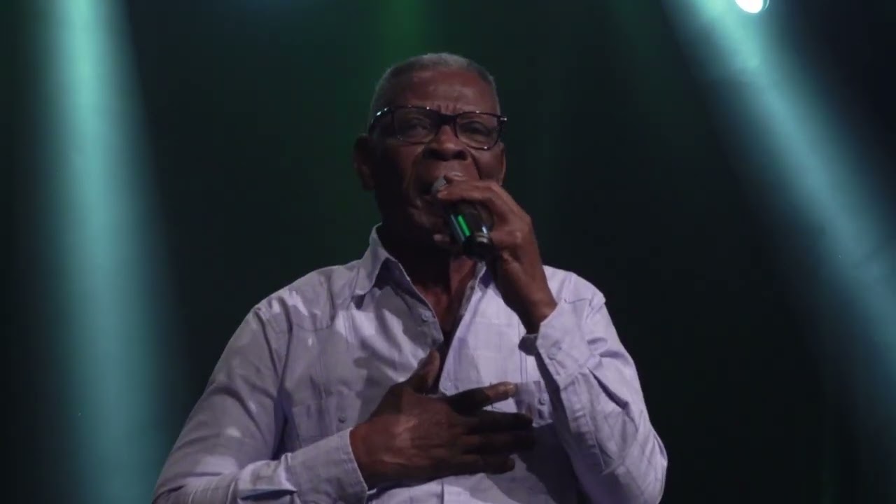 Lulas da Paix&atilde;o - Nguami Maka, Show do M&ecirc;s no Quintal com N&acute;gola Rumba