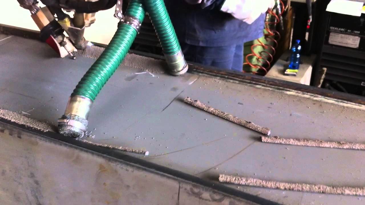 DE ANGELIS WELDING LESSONS: WELDOX 700 CHASSIS OF X-TREME-LINE 5 AXLES SEMITRAILER