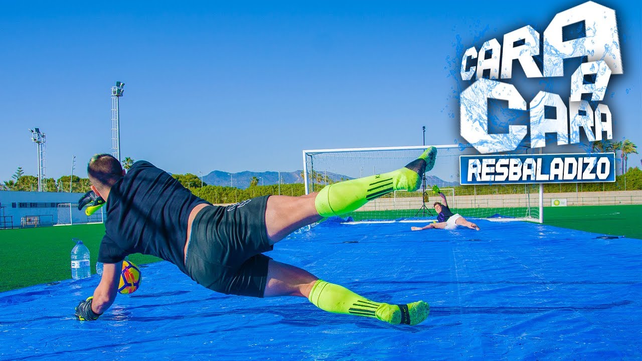 RESBALADIZO 1vs1 &iexcl;Retos de f&uacute;tbol &eacute;picos! [Crazy Crew]