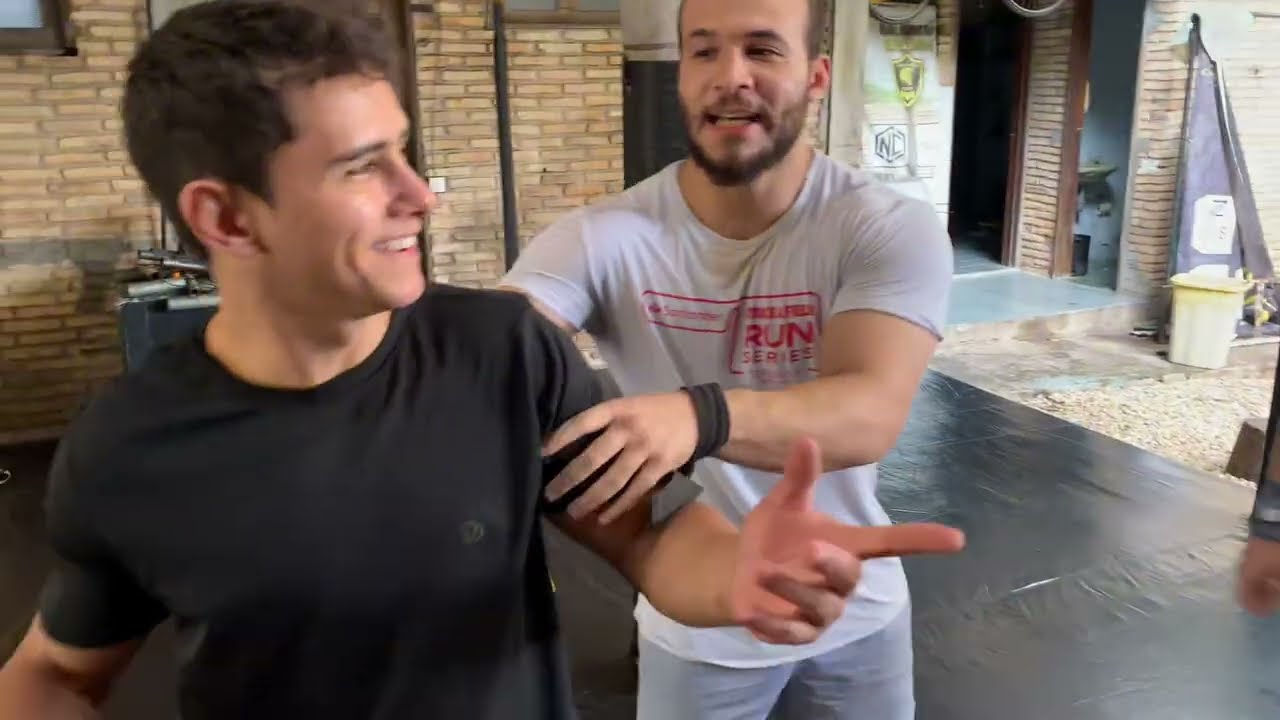 Como é uma academia de calistenia 