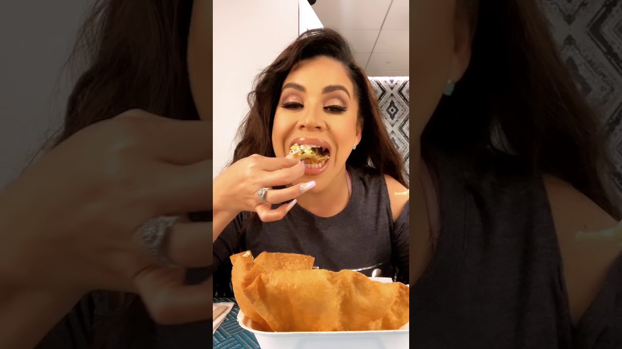 EL ALMUERZO CON CARO Y SU AMOR POR EL TACO MÉXICANO