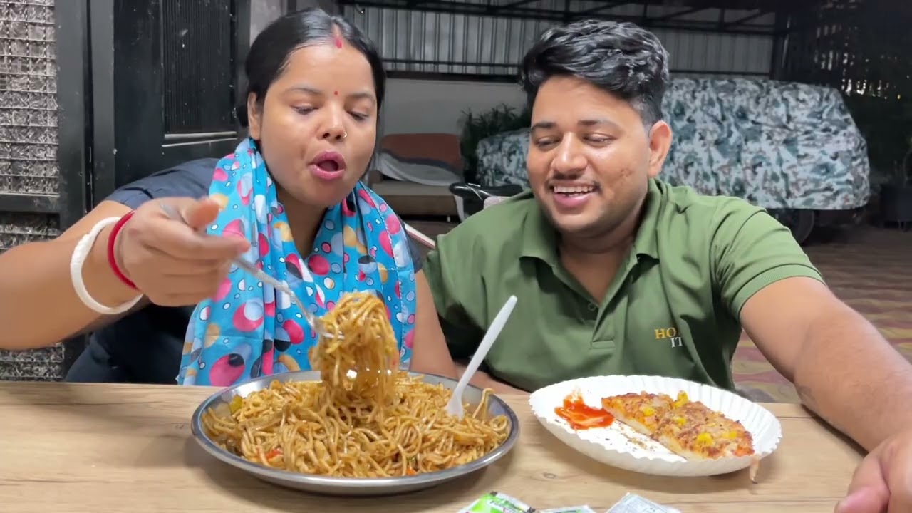 Husband, wife, dinner, ￼