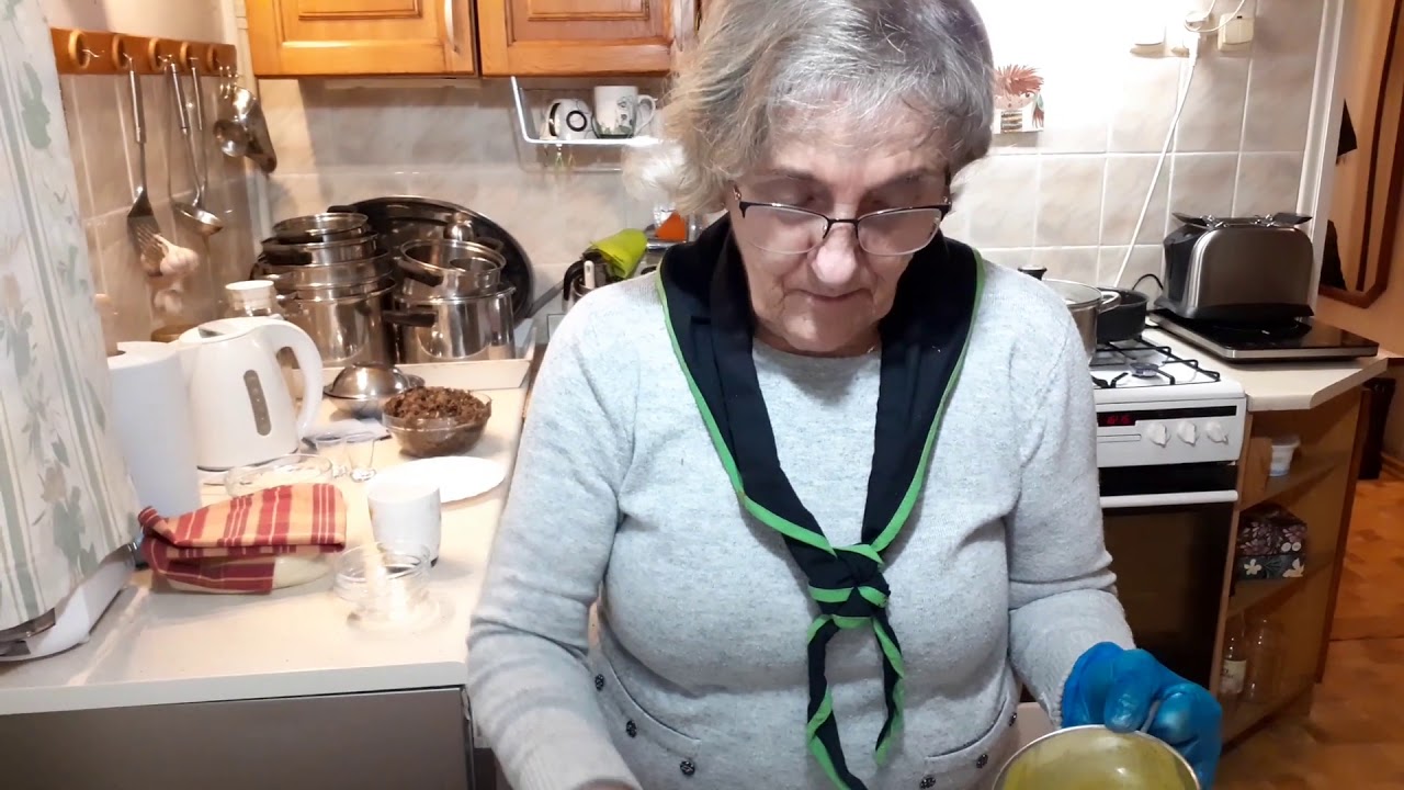 PIEROGI Z KISZONĄ KAPUSTĄ I GRZYBAMI