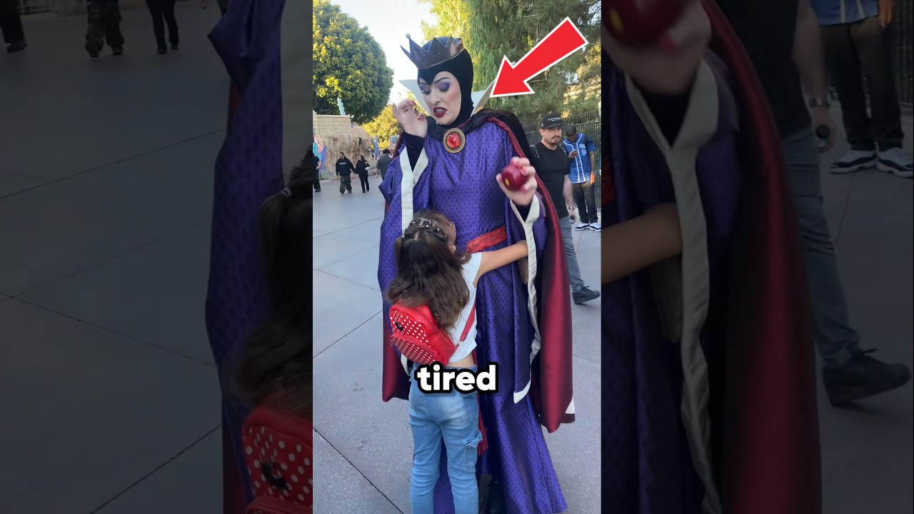 3 Things Disneyland Characters Are Tired of Seeing