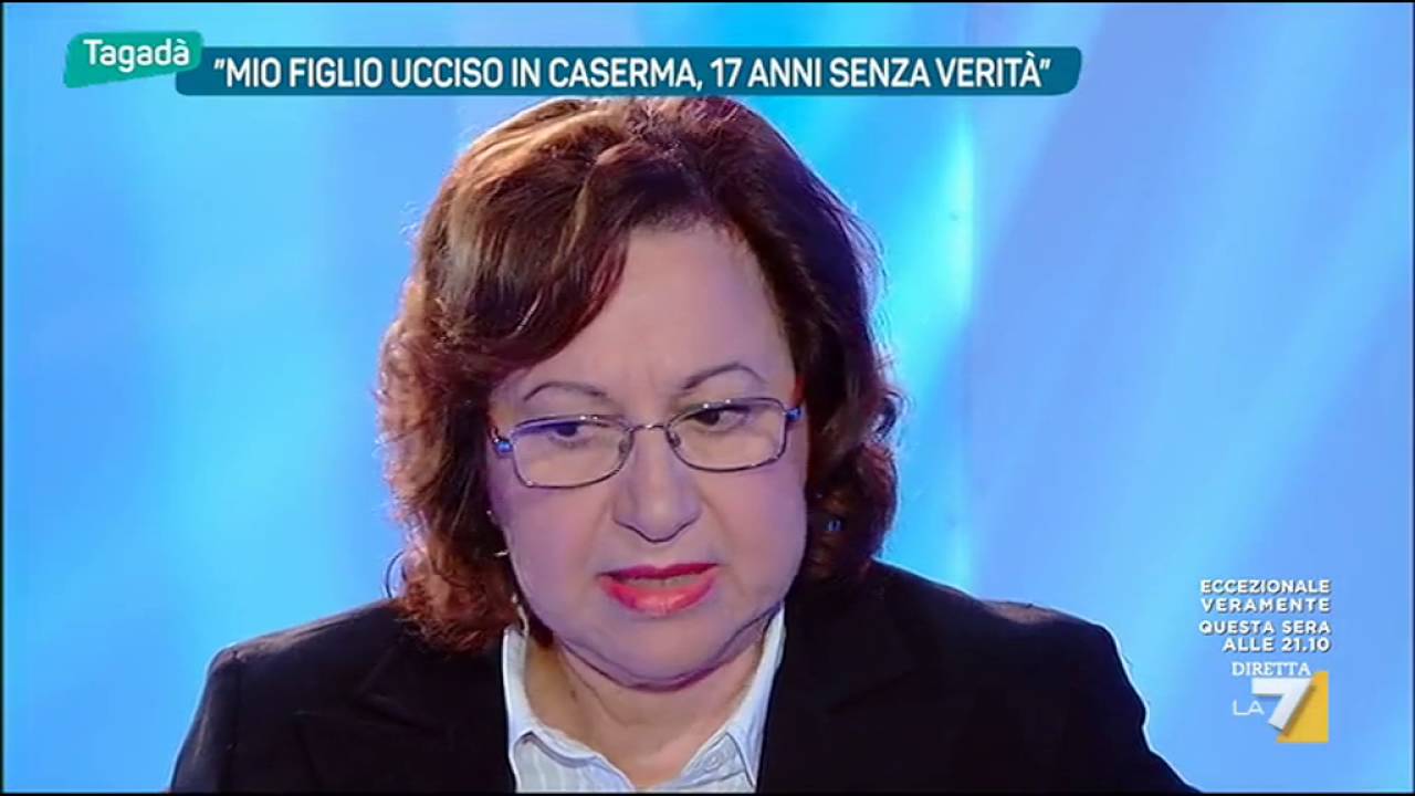 Caso Scieri - Parla la mamma:'Mio figlio ucciso in caserma'