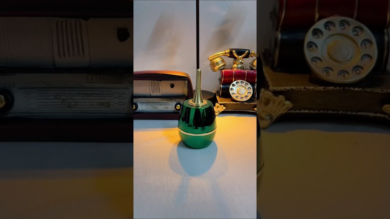 Green metal vase lighter