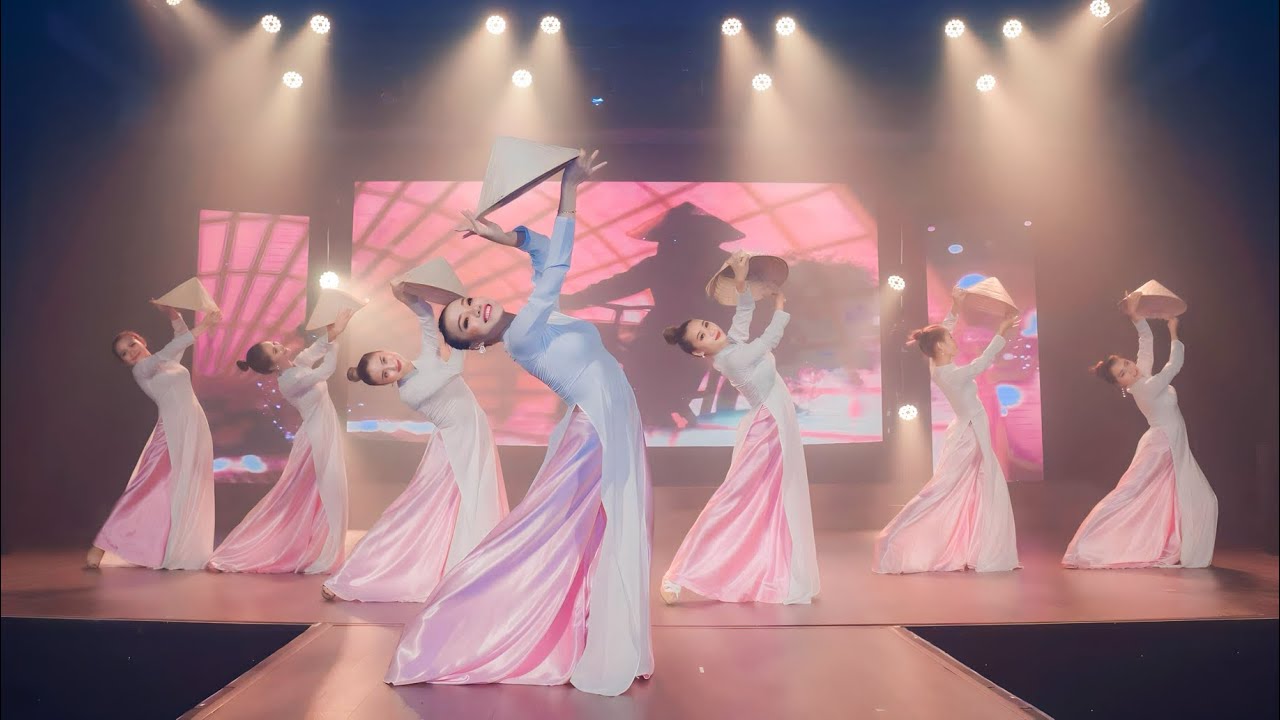 Vũ đoàn Highdance Đà Nẵng: Múa nón Nét Việt