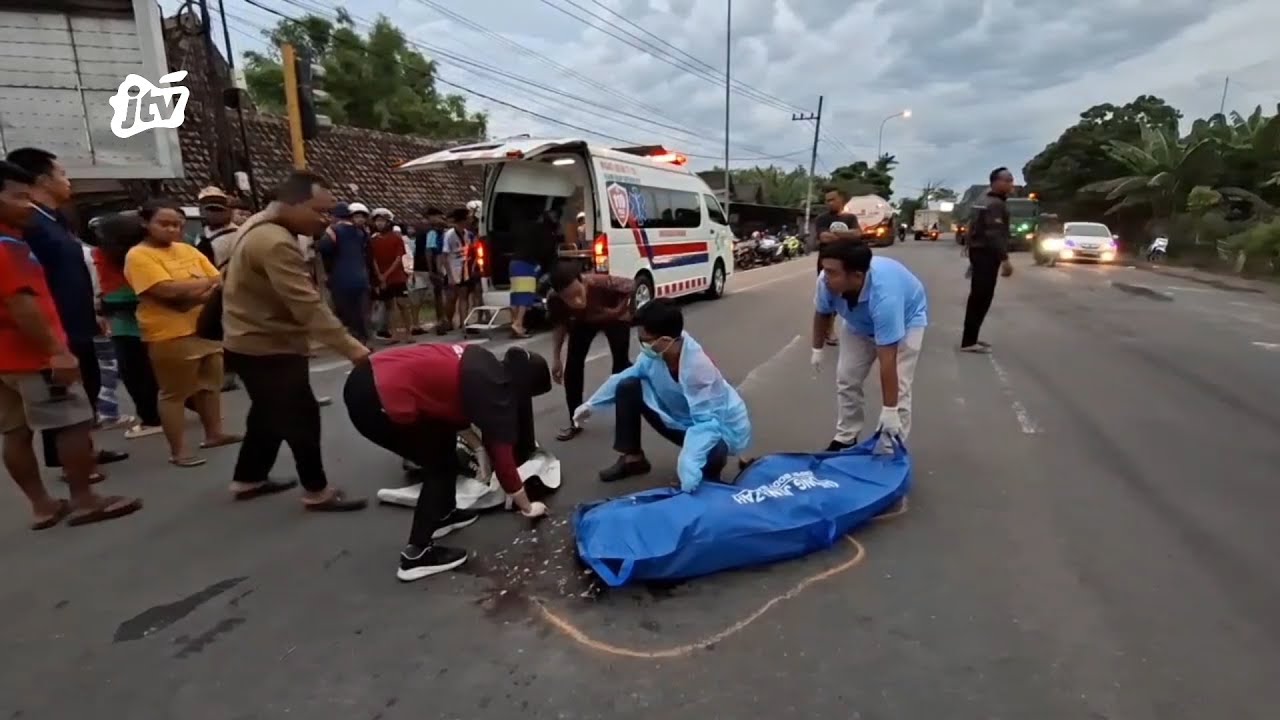 Terobos Lampu Merah Truk Tangki Tabrak Motor Pasutri