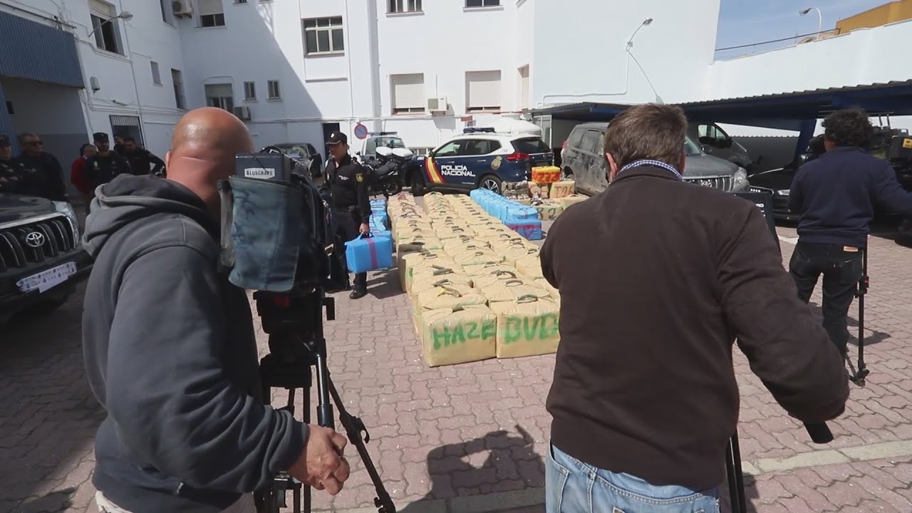 Aprehendidas diez toneladas de hachís y cinco detenidos en Cádiz