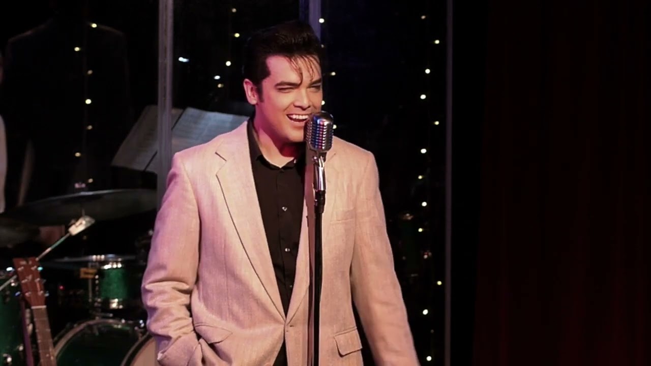 Legends in Concert Daniel Durston as Elvis Presley
